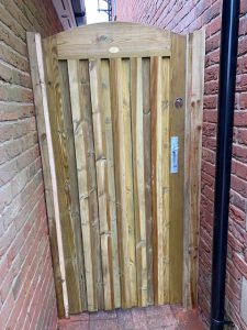 door 225x300 - Fencing and Landscaping Mansfield